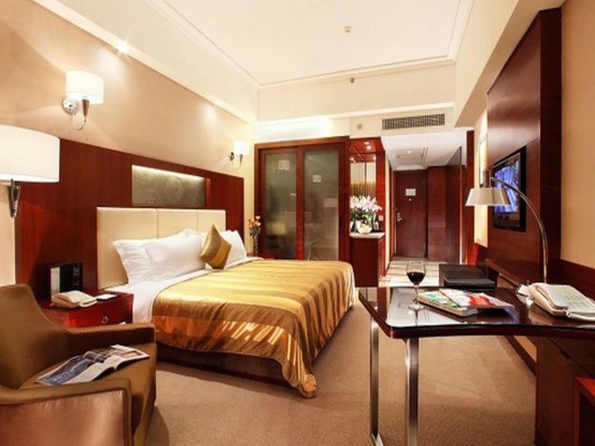 Peony International Hotel Xiamen Bagian luar foto